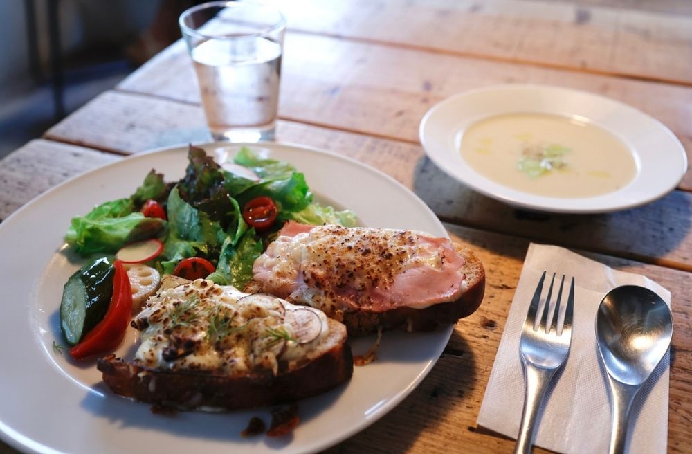 French-Inspired Dinner Party Ideas