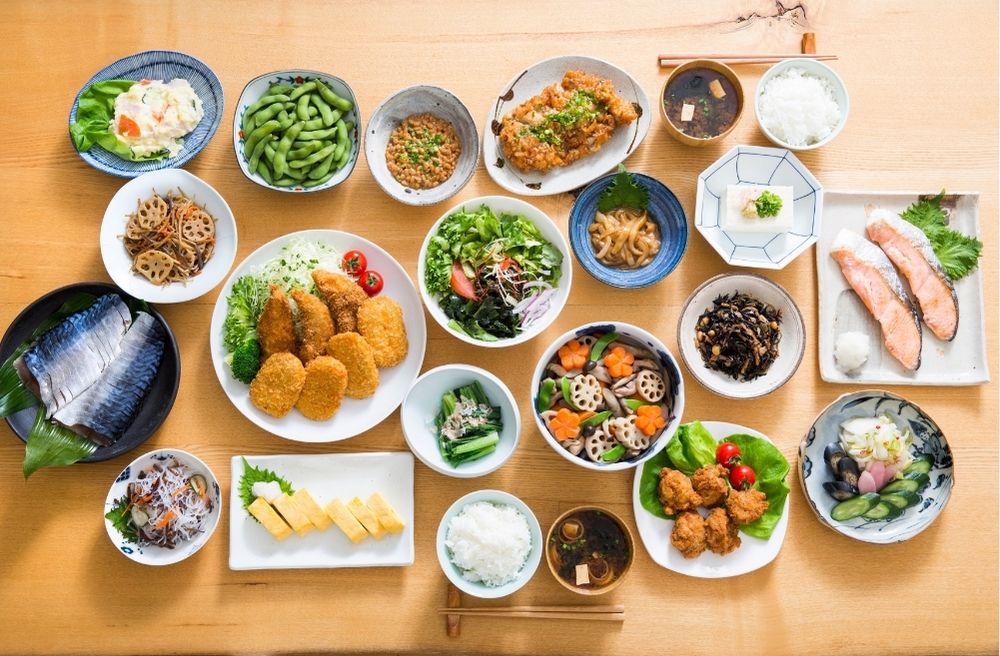 How to Host Guests Without Stress