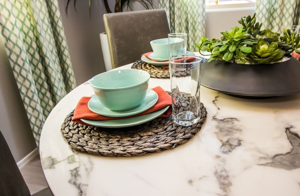 extra place settings dining table