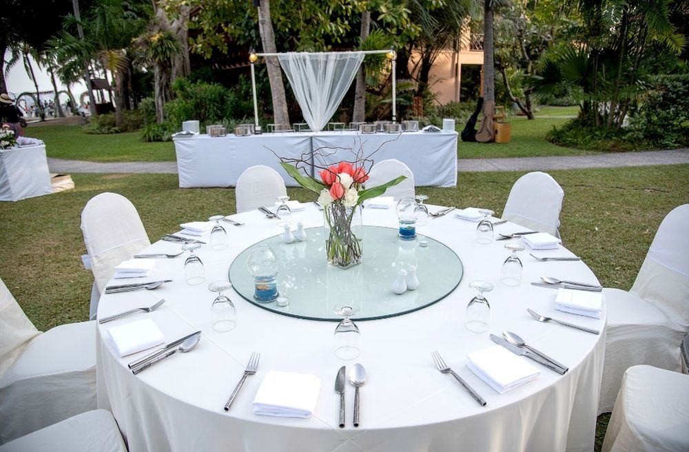 formal place settings