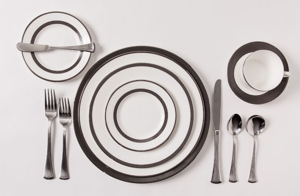 layered modern place setting