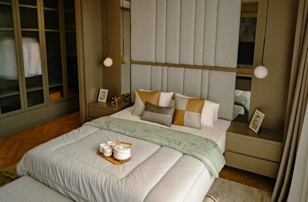 luxury guest room bedding