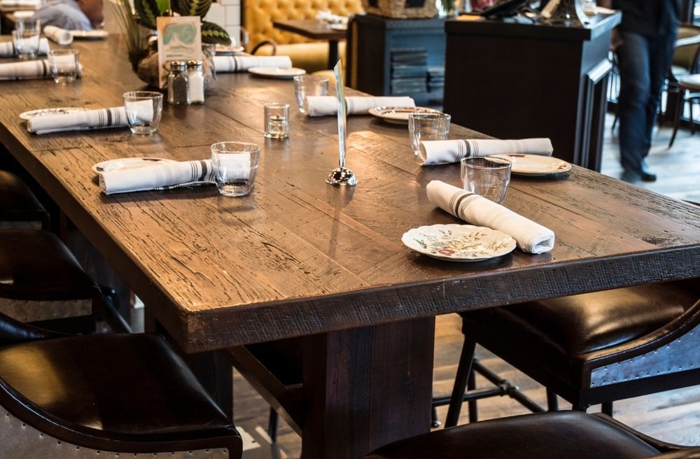 Minimalist Table Decor