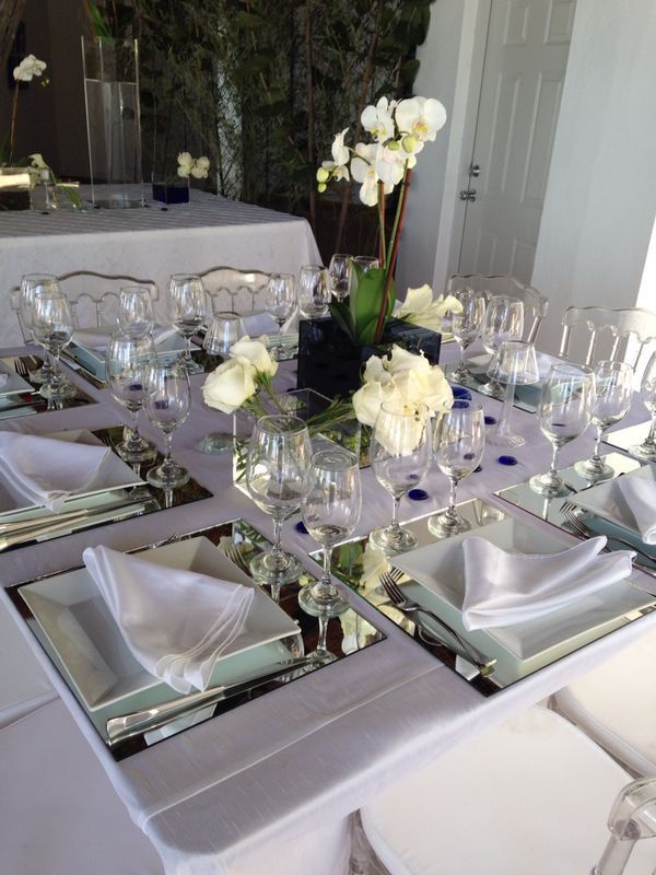 mirror centerpiece dining table