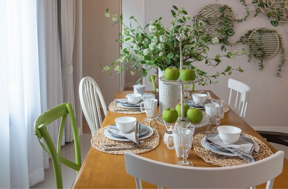 modern table setting accent colors