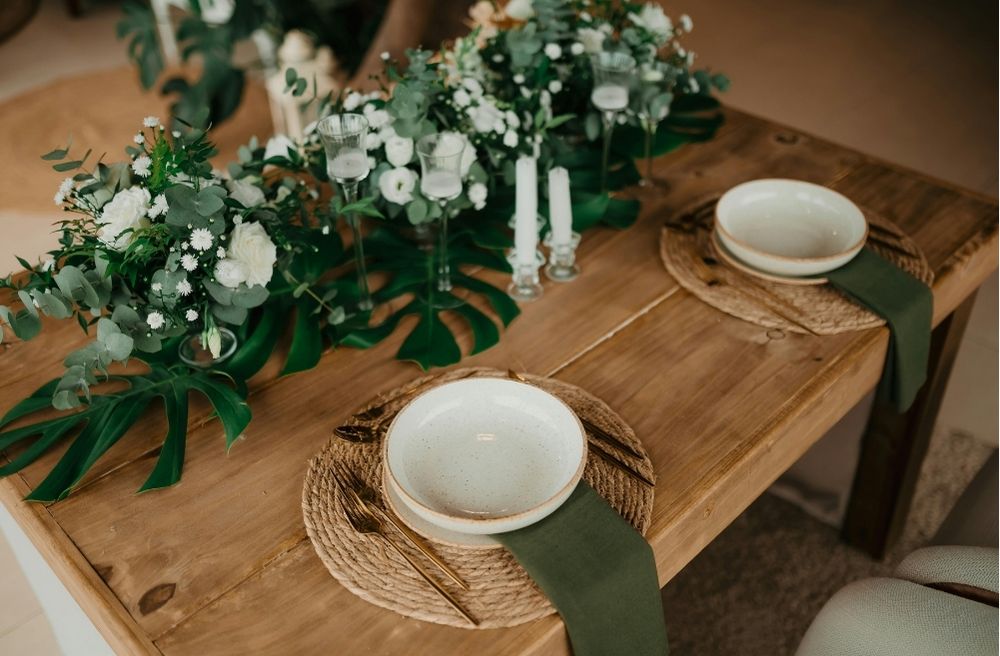 natural texture table decor