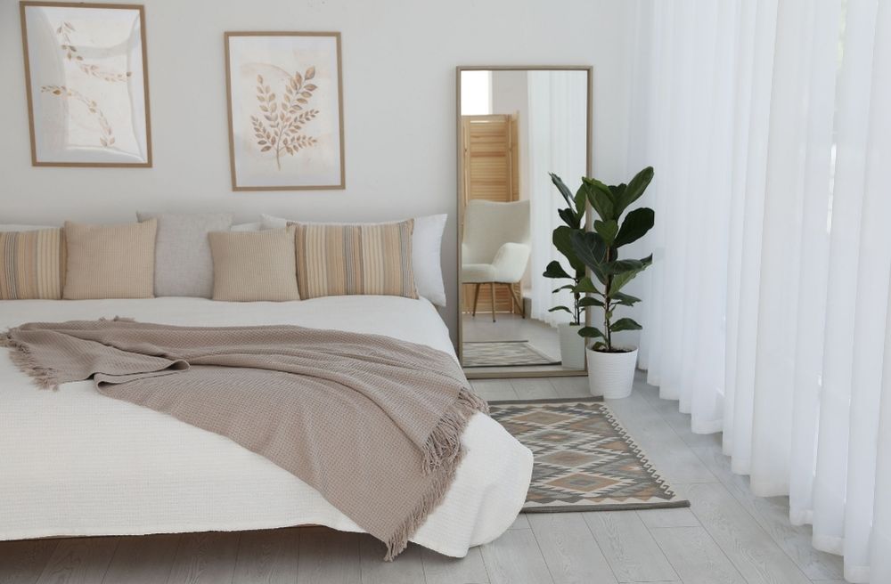 plants in guest bedroom
