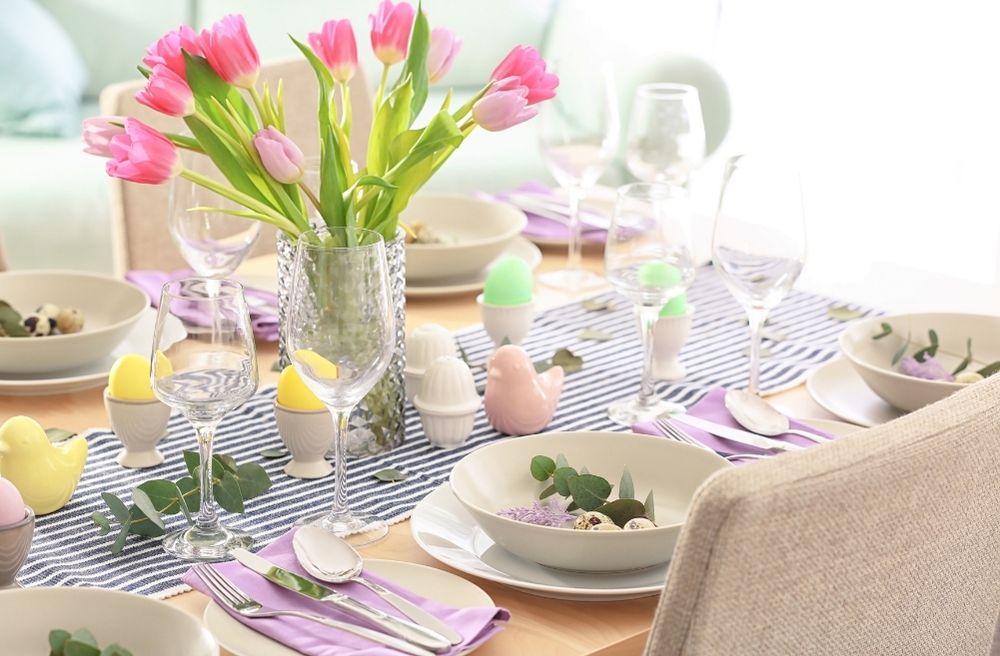 spring flower centerpiece dining table