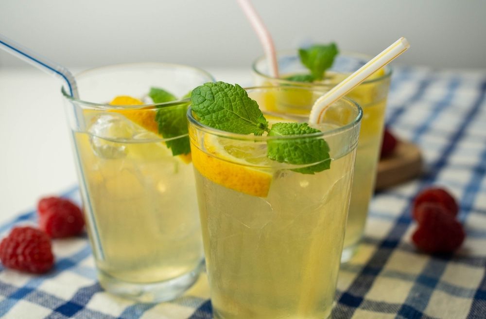 spring welcome drinks brunch