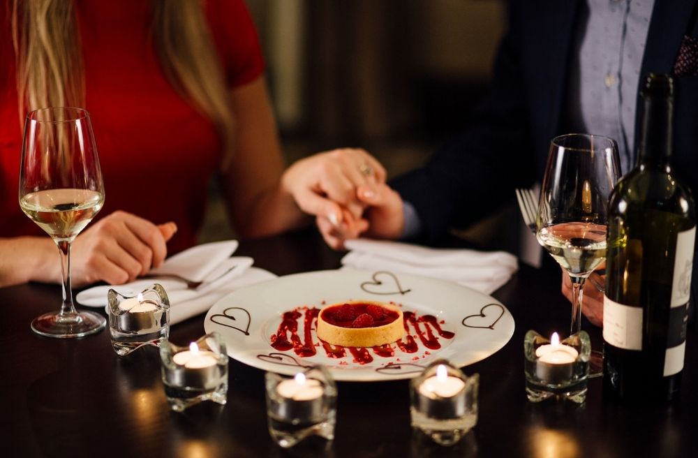 valentine dessert dinner display
