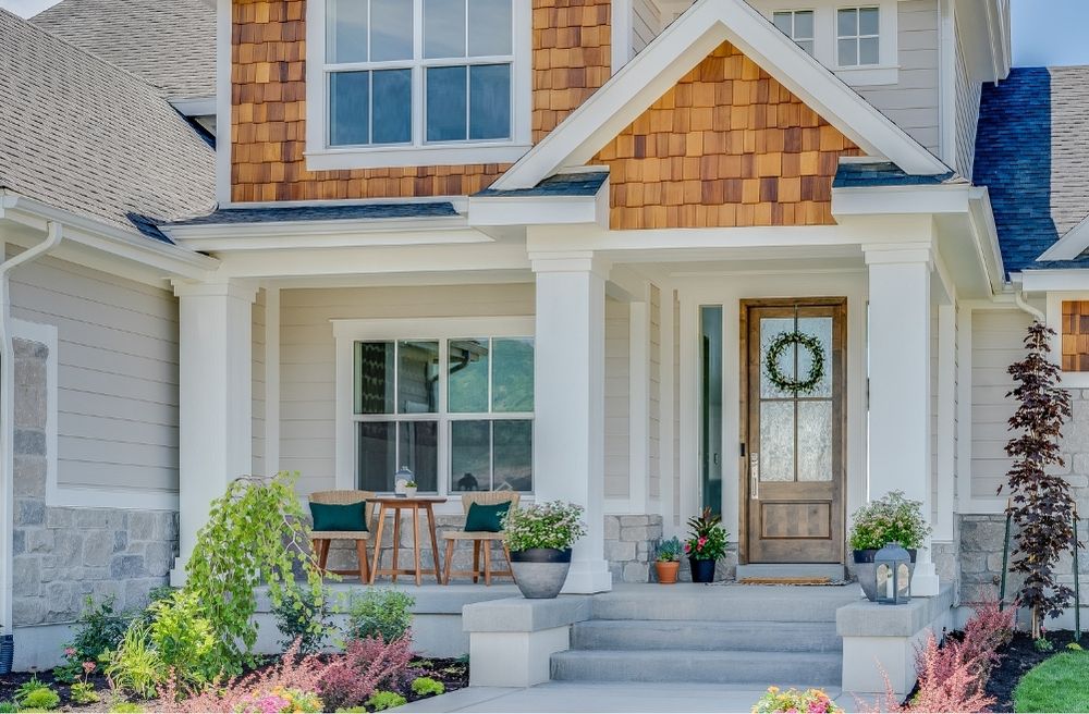 Things Great Hosts Do Before Guests Arrive