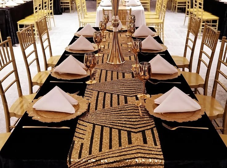 Art Deco dinner party decor