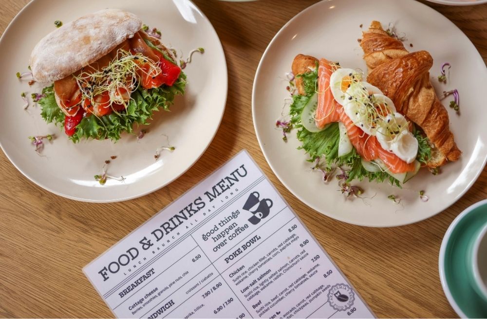 Sunday Brunch Hosting Guide