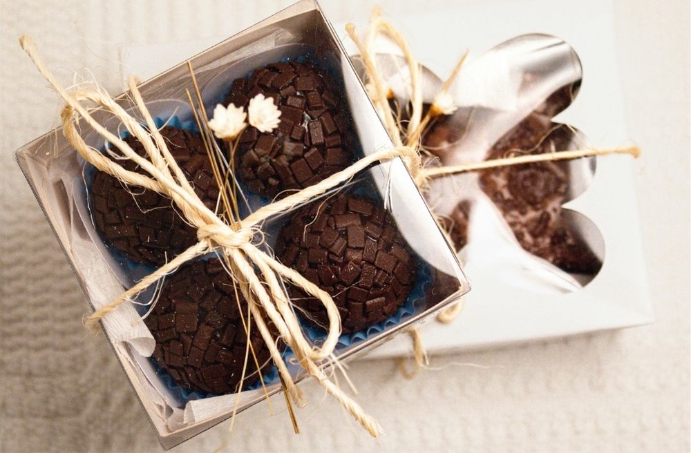 artisan gourmet chocolate gift box