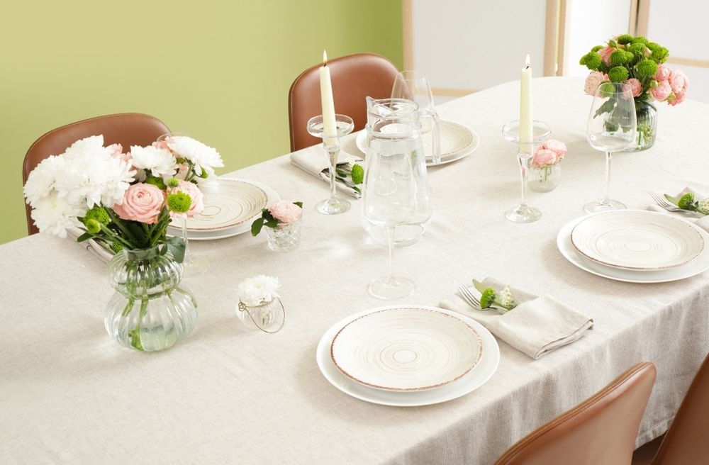 cozy Sunday brunch atmosphere
