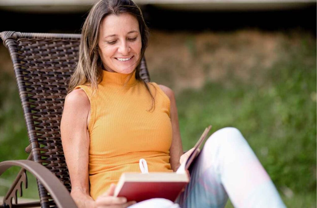 cozy backyard reading nook picnic
