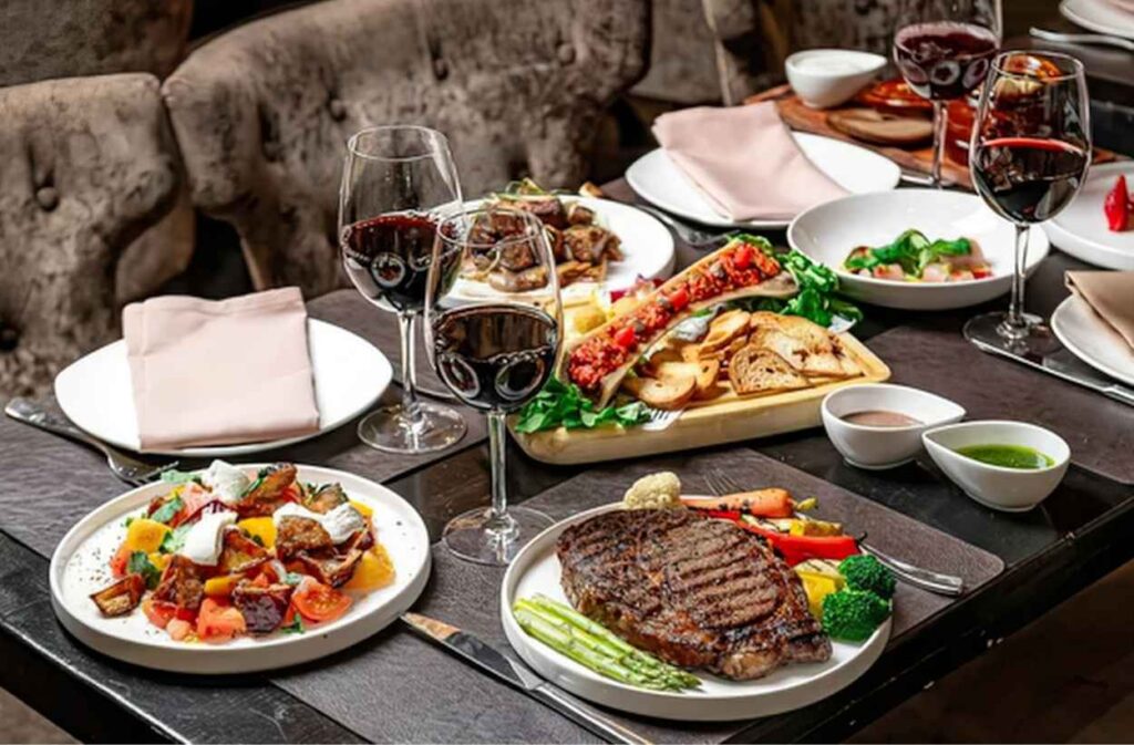 Old Hollywood Dinner Party Ideas