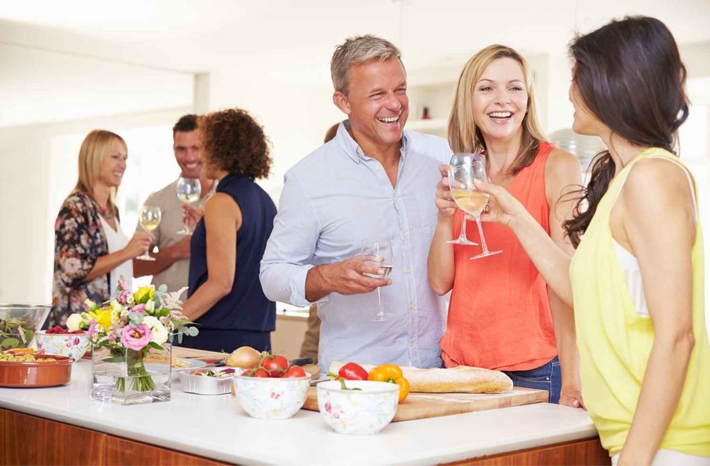 How to Introduce Guests