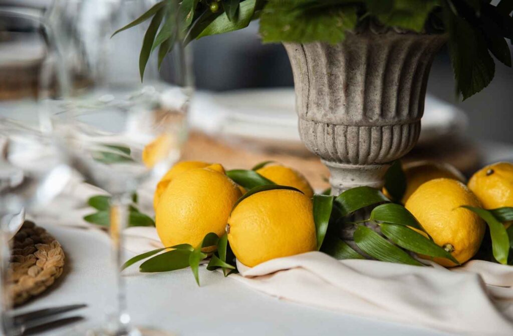 lemon table decor