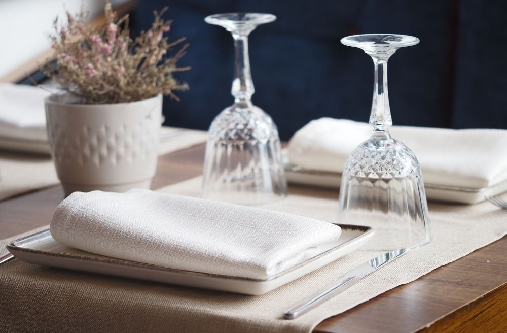 linen dinner napkins elegant table