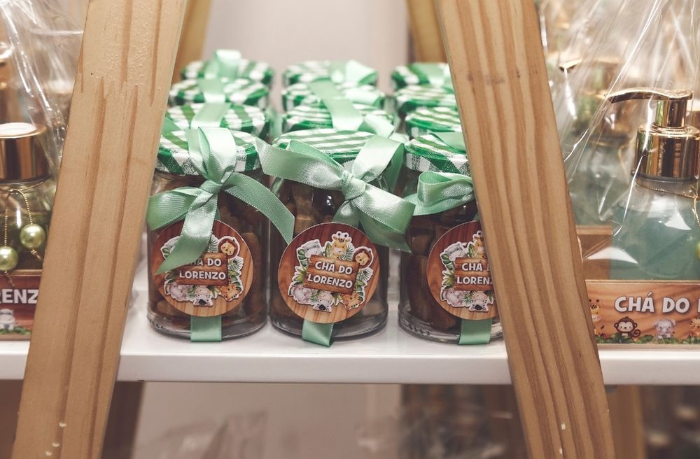 garden party favors
