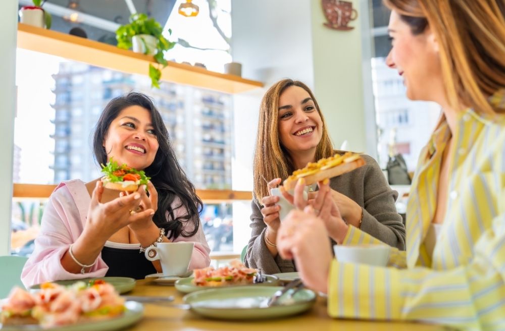 Sunday Brunch Hosting Guide