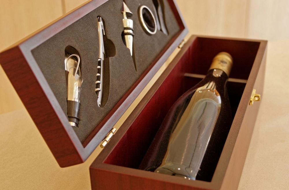 wine subscription gift box