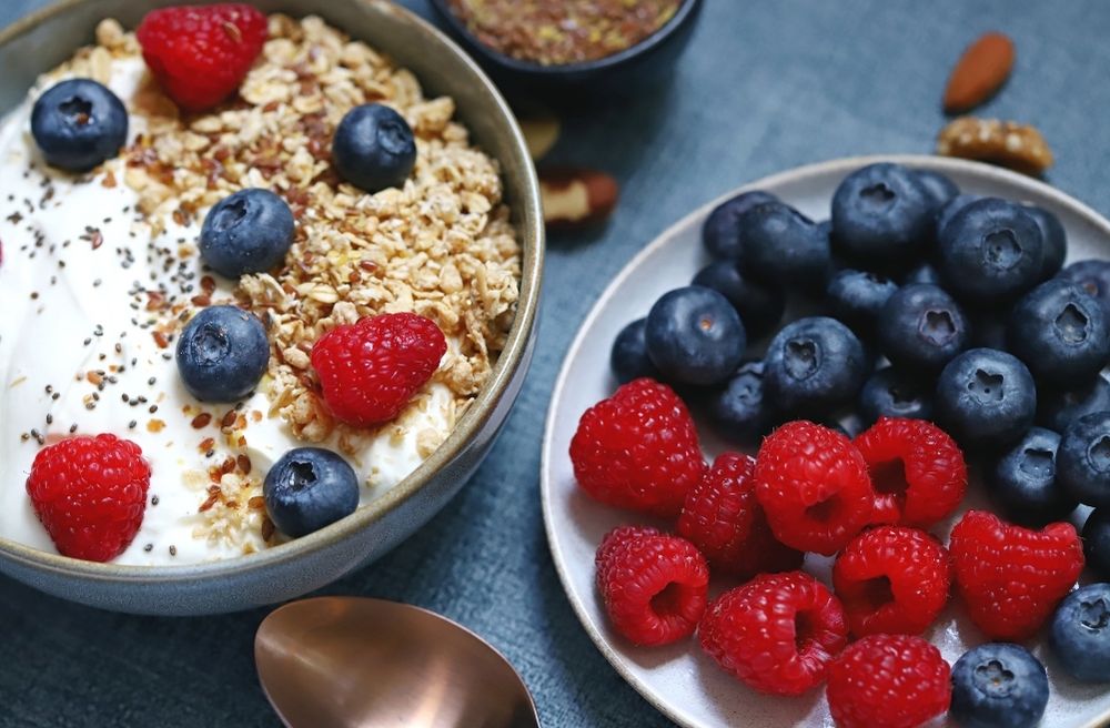 yogurt parfait bowl