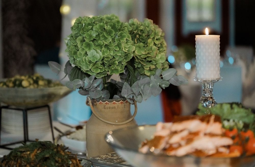 candle greenery dinner table centerpiece