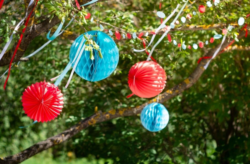 Outdoor Party Decorations