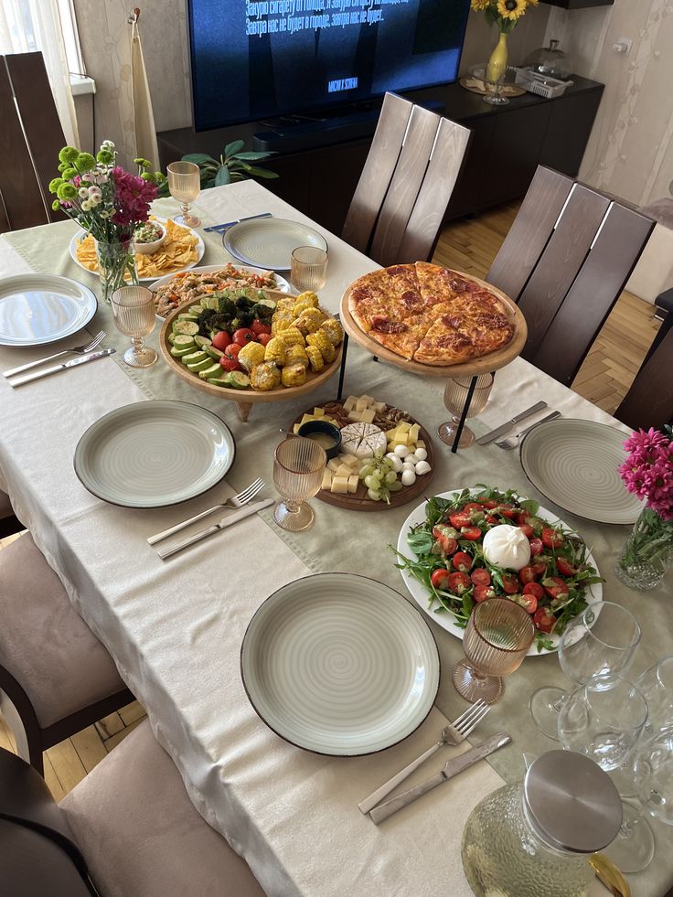 dinner food centerpiece