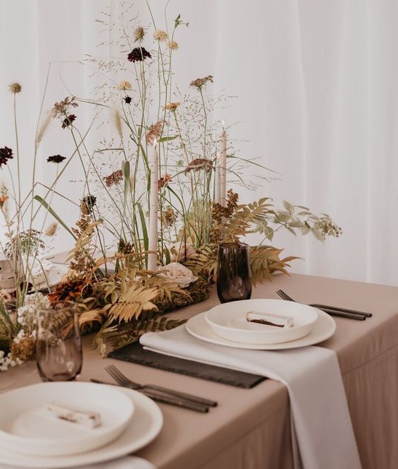 dried grass tablescape