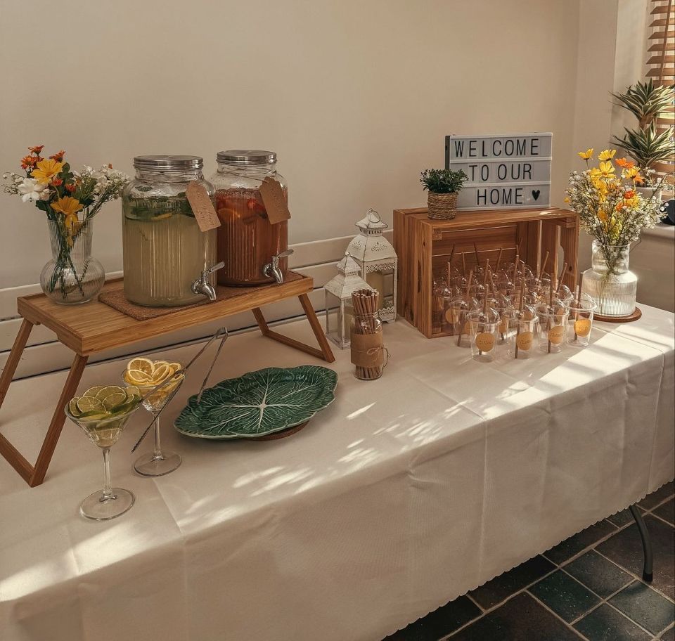Simple Housewarming Decorations