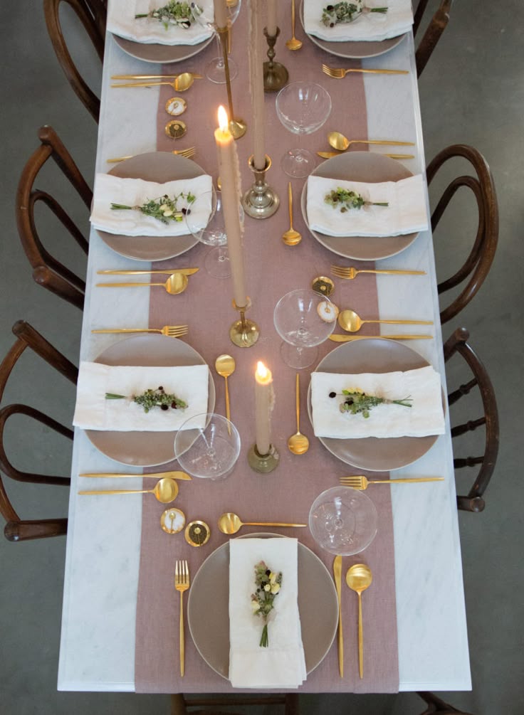 elegant tablescape