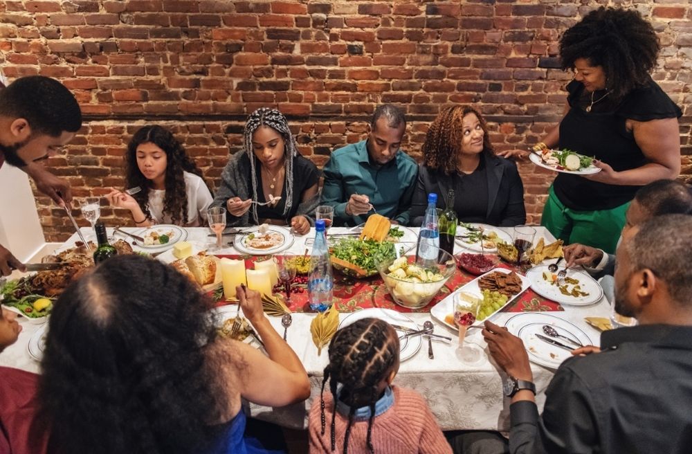 family phone free dinner