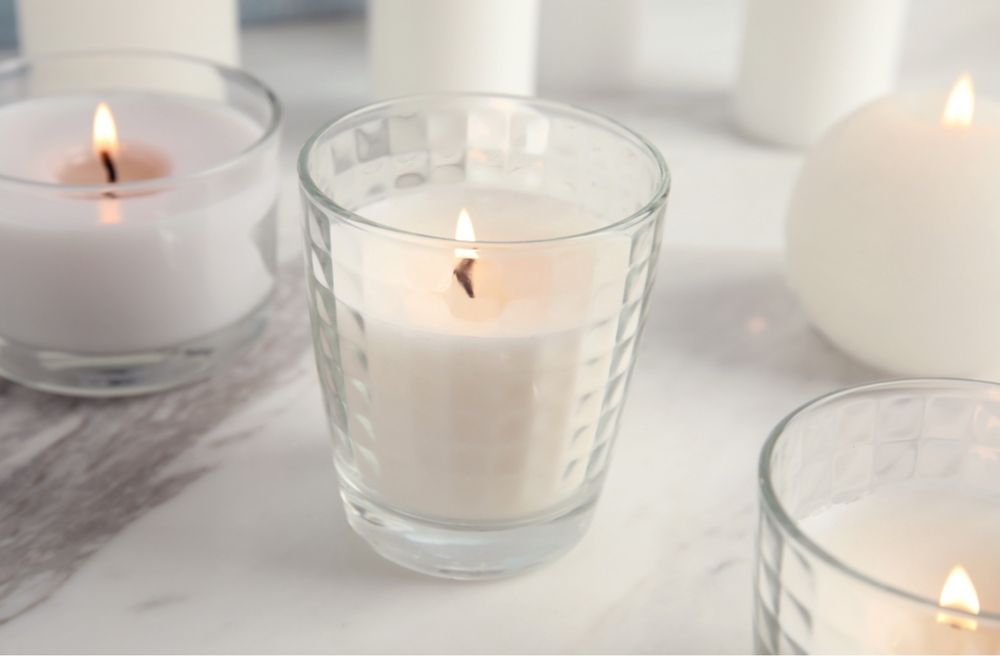 glass candle holders dining table