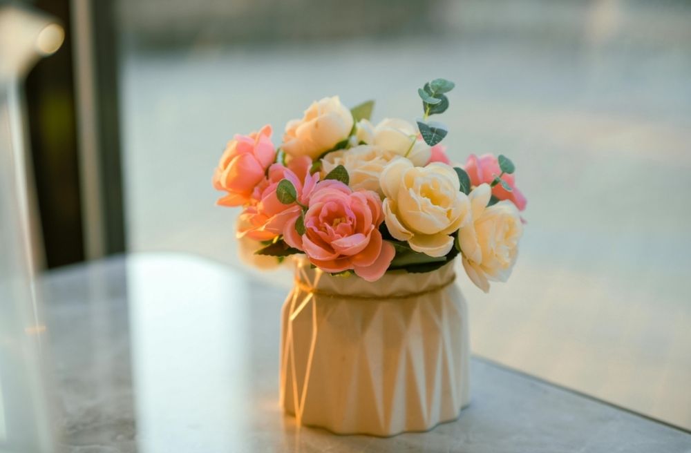 grocery store flowers glass vase centerpiece