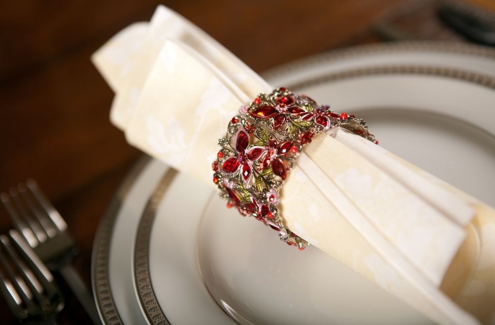 napkin rings elegant table setting