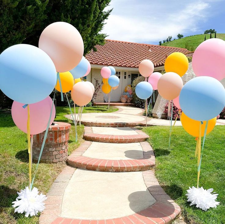 outdoor balloon installation