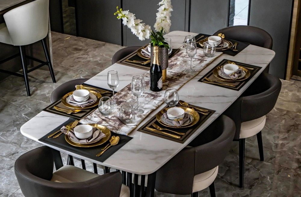 how to host a gathering in a new home