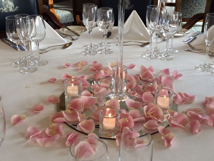 rose petal table setting