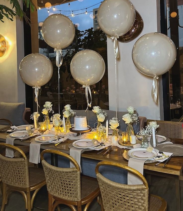 simple elegant party focal point
