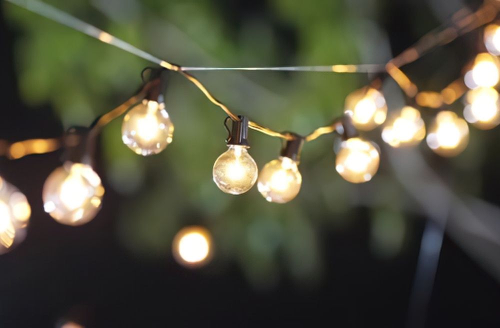 string lights outdoor entertaining