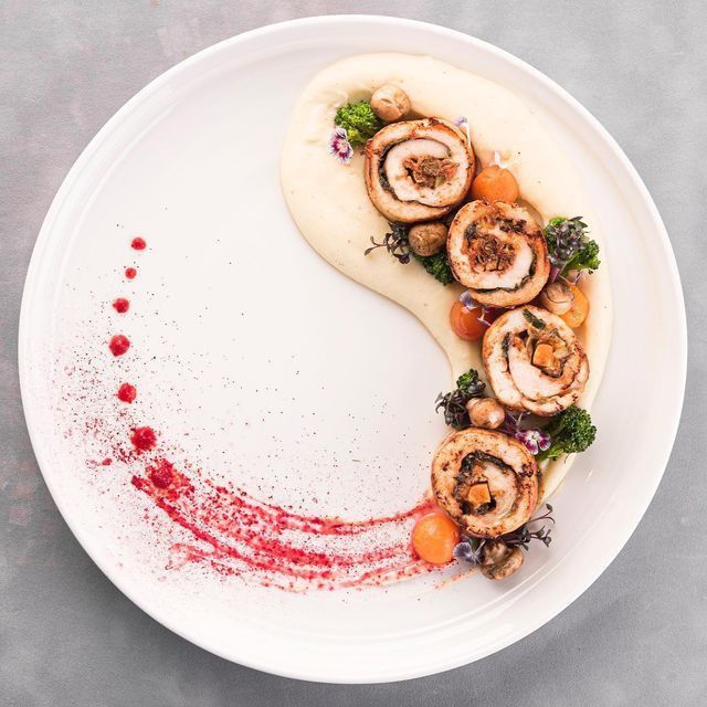 crescent food plating