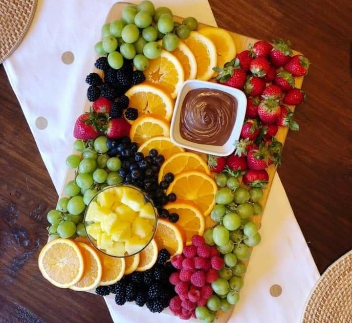 fruit platter chocolate dip