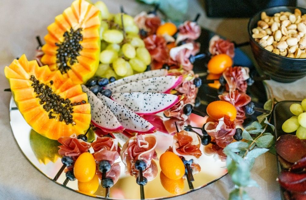 how to arrange an appetizer table