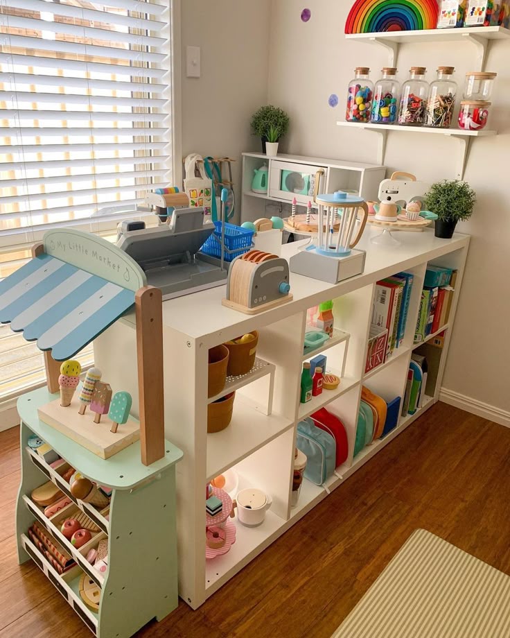 kids pretend play corner