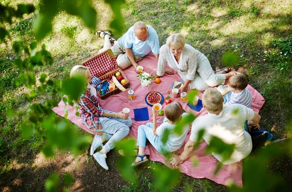 how to host a family friendly backyard party