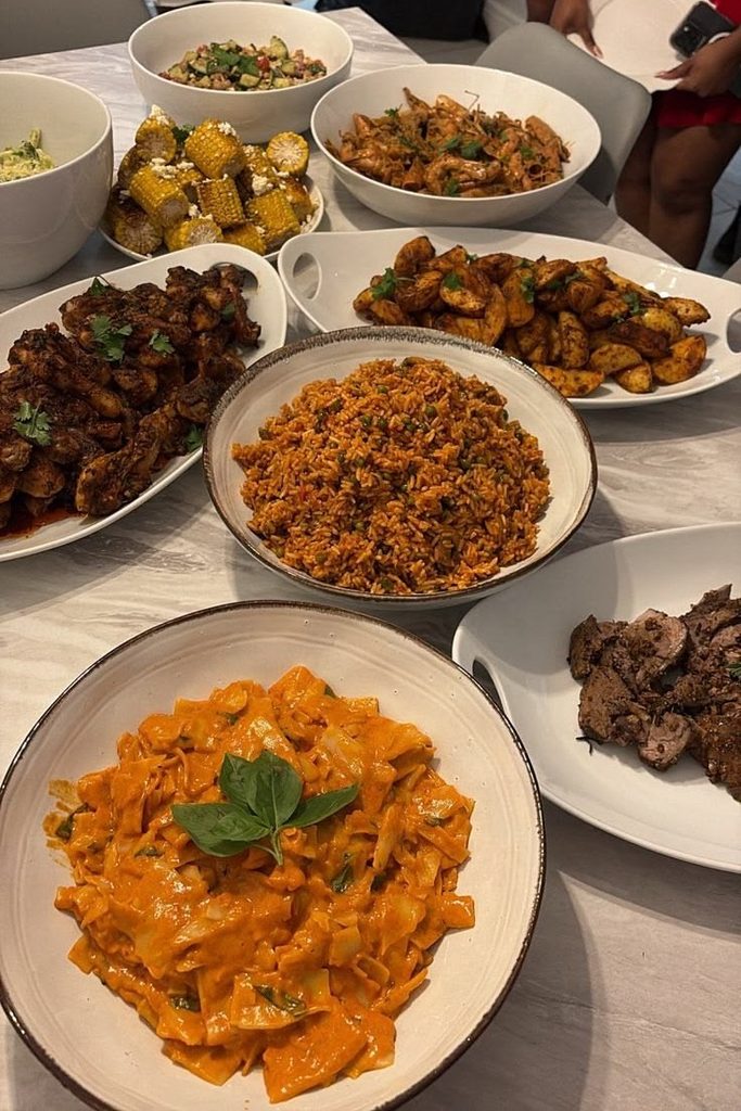 statement dish buffet