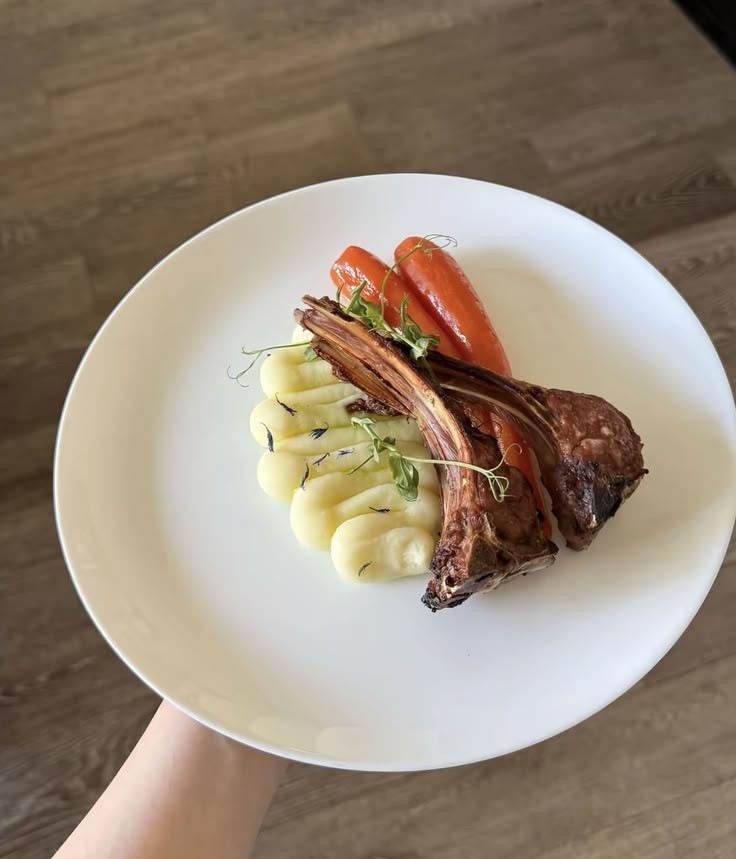 white plate food presentation